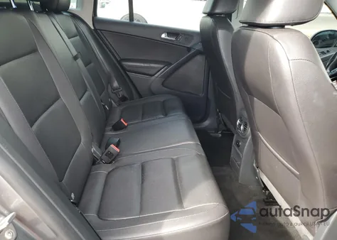 2016 Volkswagen Tiguan S из США, поврежденный, VIN WVGAV7AX6GW515906